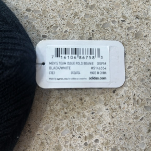 ADIDAS MENS WARM WINTER HAT. NWT - Picture 3 of 5